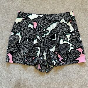 Express Floral Patterned Pleated Flowy Shorts